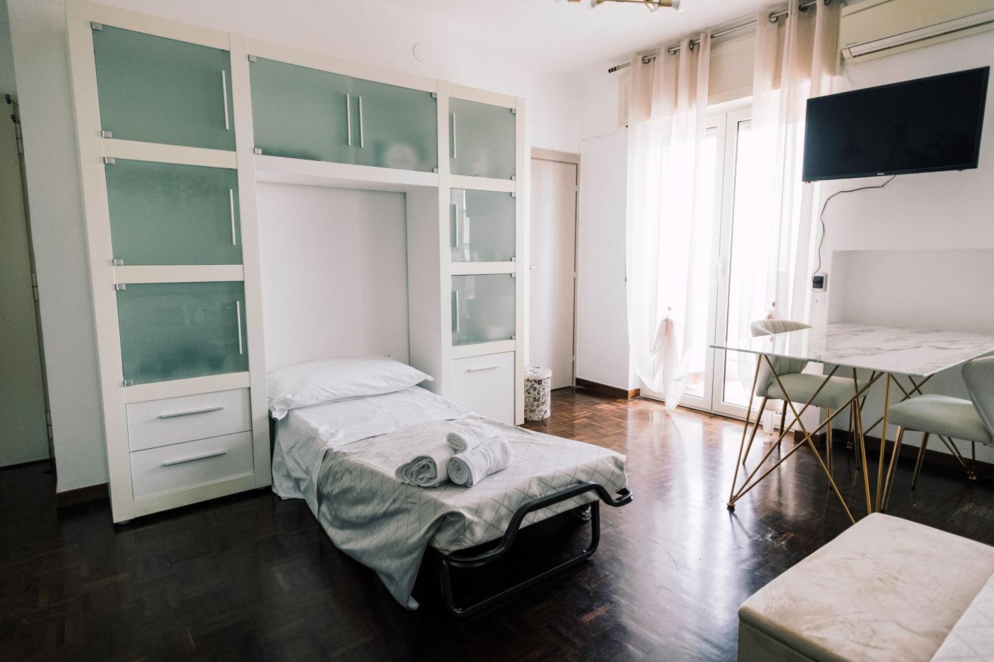 Bari Central Suite - Central Apartment With Sea View - Bari Ngoại thất bức ảnh